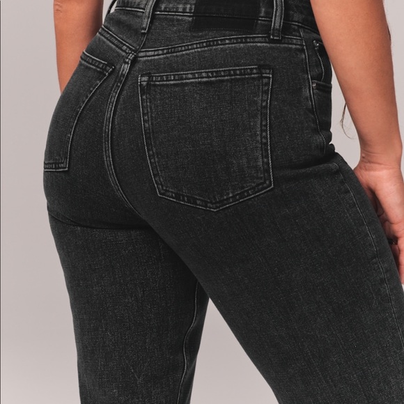 Black Abercrombie Curve Love Mom Jean - Picture 2 of 7